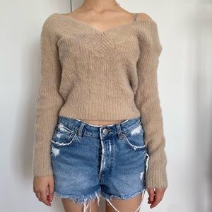 H&M Divided furry beige v-neck sweater - Size XS (fits XS, S)